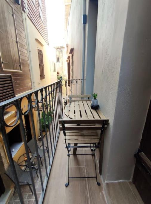 Giorgos & Chara Studio In The Old Port Chania  Exterior photo